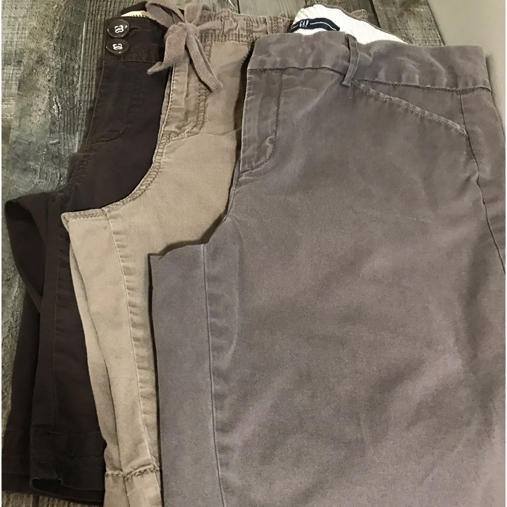 Gap, componix, Faded Glory Bermuda flat front pocket shorts size 10 Preowned